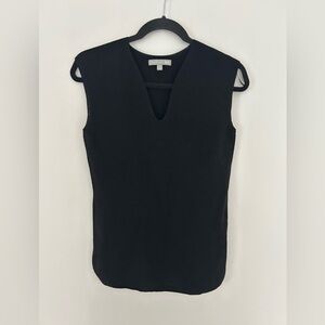 Uniqlo minimalist black tank top